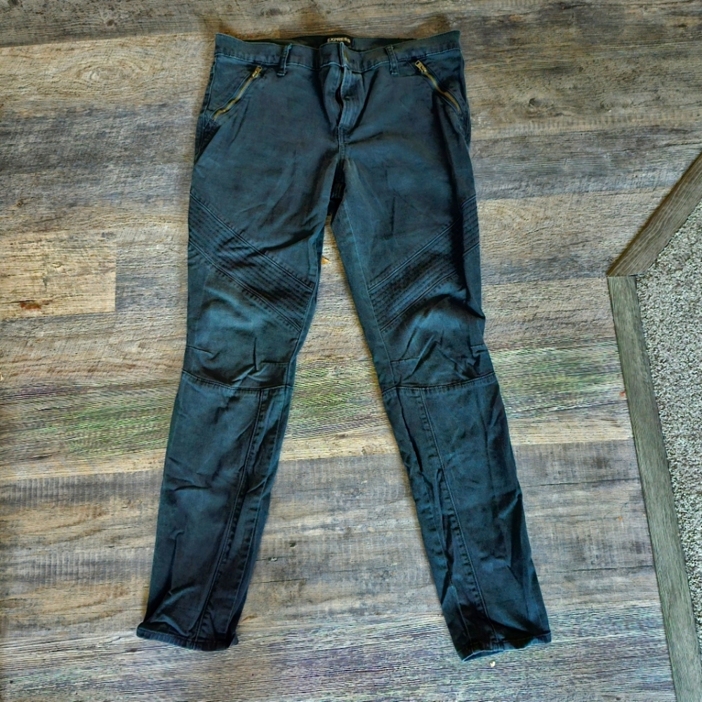 Levi jeans